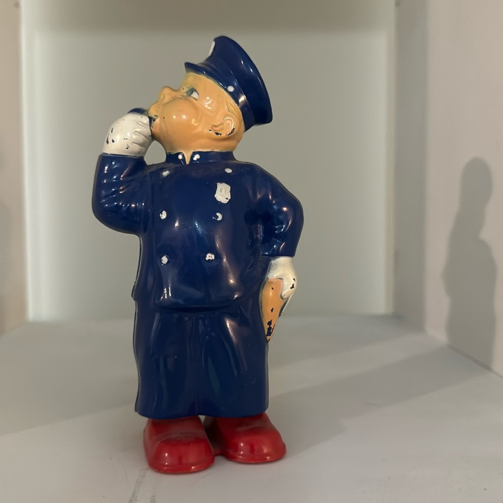 Traffic policeman wind up toy 1950’’s vintage, fun display or collection